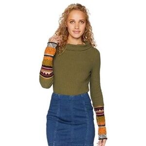 Free People | Olive Green Sweater with Patterned Sleeves | Medium